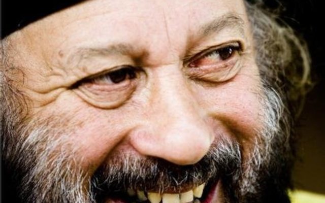 Randall was reeds ernstig siek en baie maer met sy optrede enkele maande gelede in Gansbaai